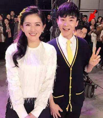 杨迪女装表情包,笑点满满，时尚潮流的跨界演绎